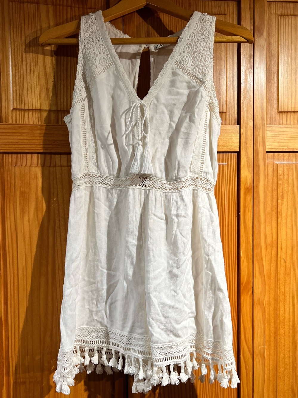 Alice + Olivia Pure White Natalia Lace Tassel Romper Boho Coachella Indie Size 0